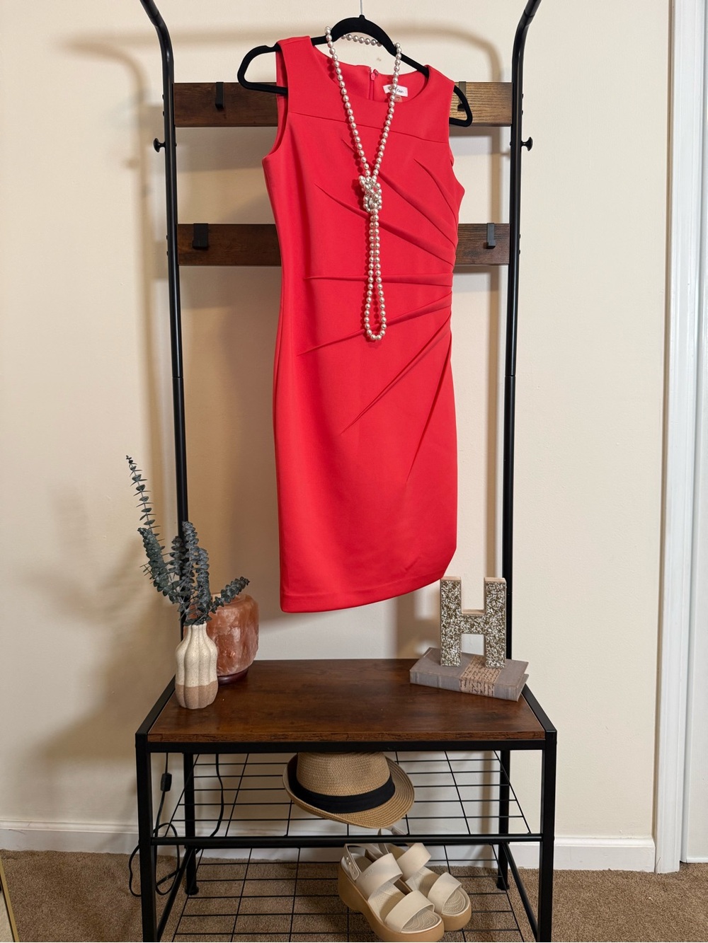 Calvin Klein Sheath Dress Women’s Size 4 Coral Red